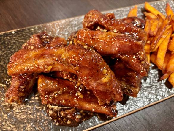 Honey Pepper Pork Ribs w/ Fries (蜜椒猪仔骨）